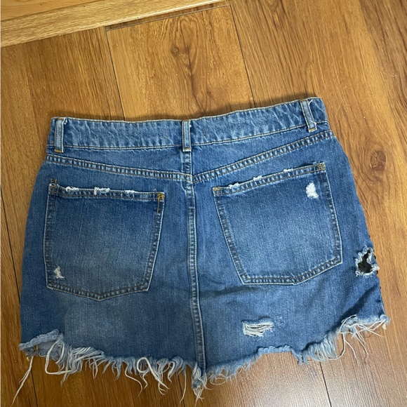 Free People Wild Rose Embroidered Denim Mini Skirt 🖤 - Picture 10 of 16